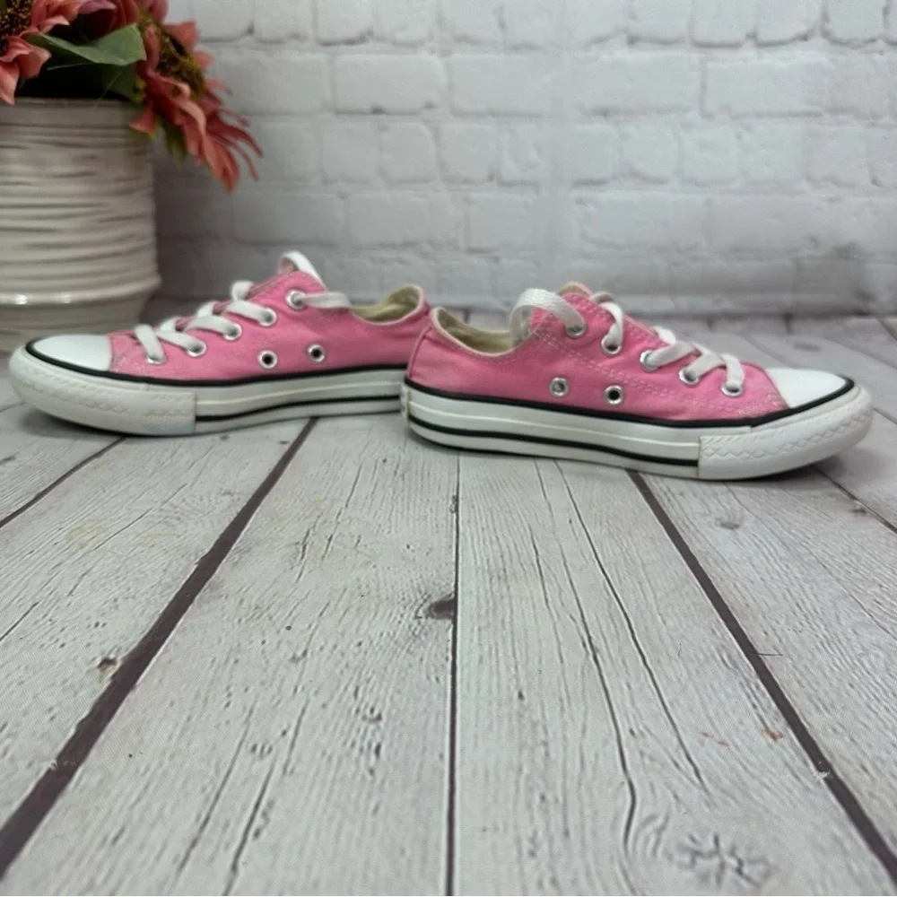 Converse good excellent